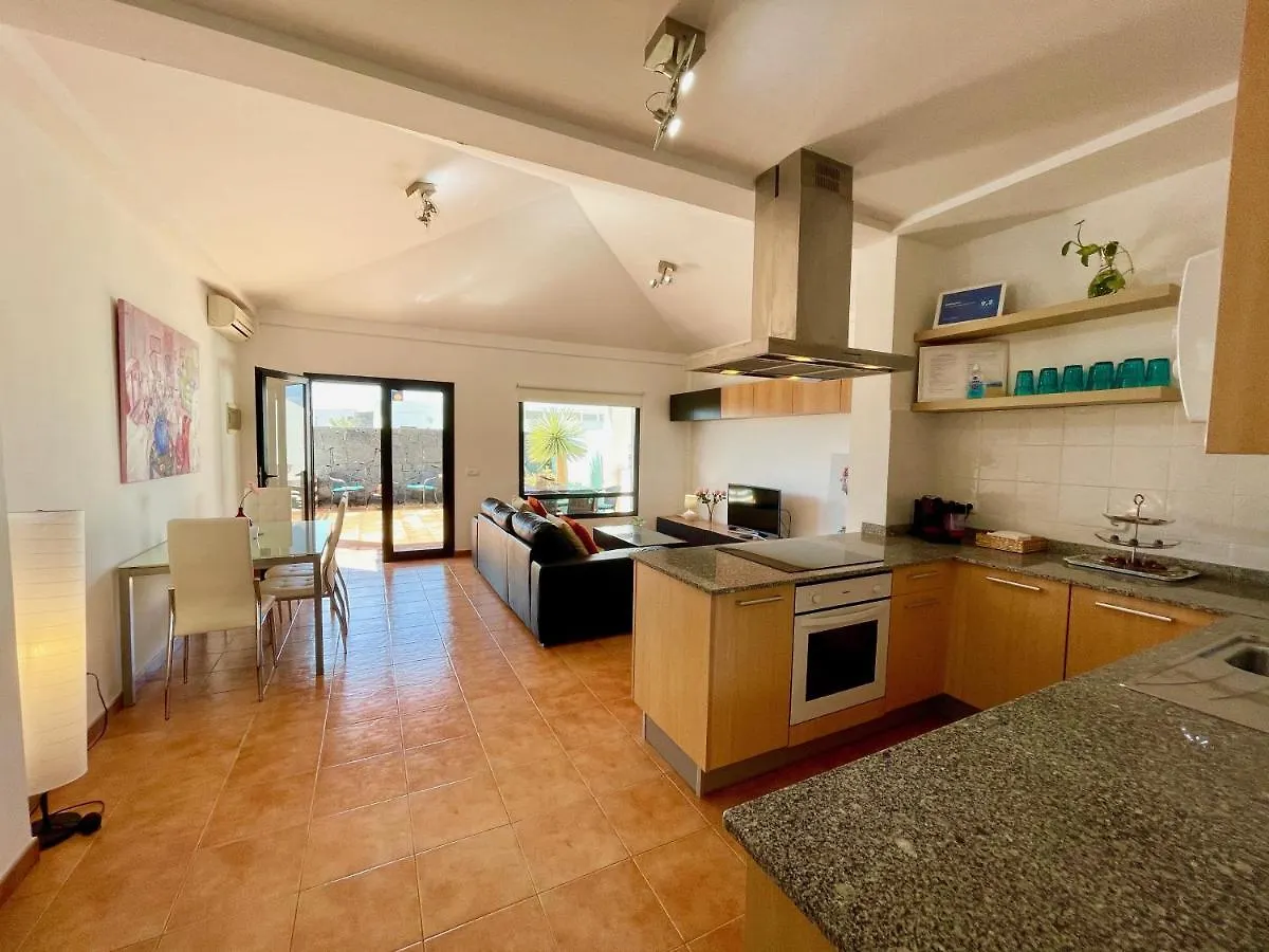 Villa Arianne Playa Blanca  España