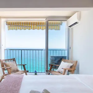https://lavanda-beach-boutique-studio.topcostabravahotels.com
